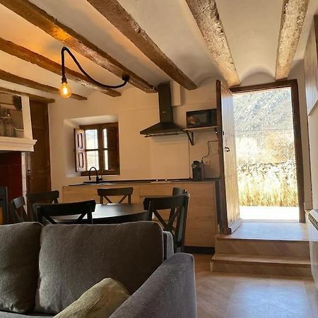 Acogedora Casa Con Patio-Parking Villa Albarracín Buitenkant foto